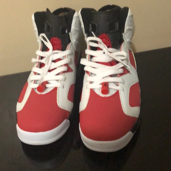 Retro Jordan, Carmine 6s - Picture 2 of 4